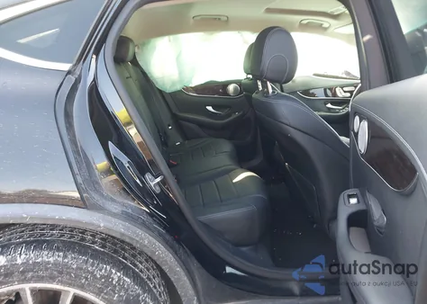 2017 Mercedes-Benz Glc 300 Coupe 4Matic z USA, uszkodzony, nr VIN WDC0J4KB7HF275323